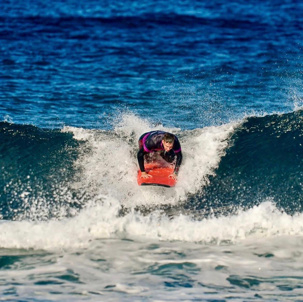 Clase de surf con Ikaika en Las Américas